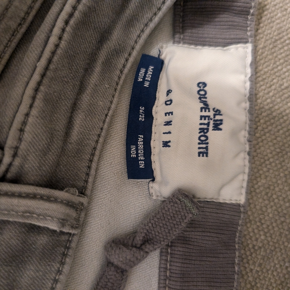 &Denim Skinny Jeans Size 36x32. Very soft. Might technically be jeggings